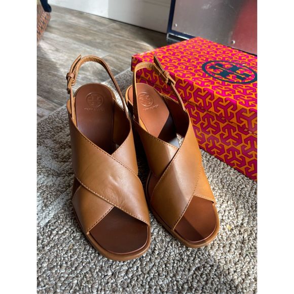 New Tory Burch Gabrielle wedge tan - Picture 2 of 9